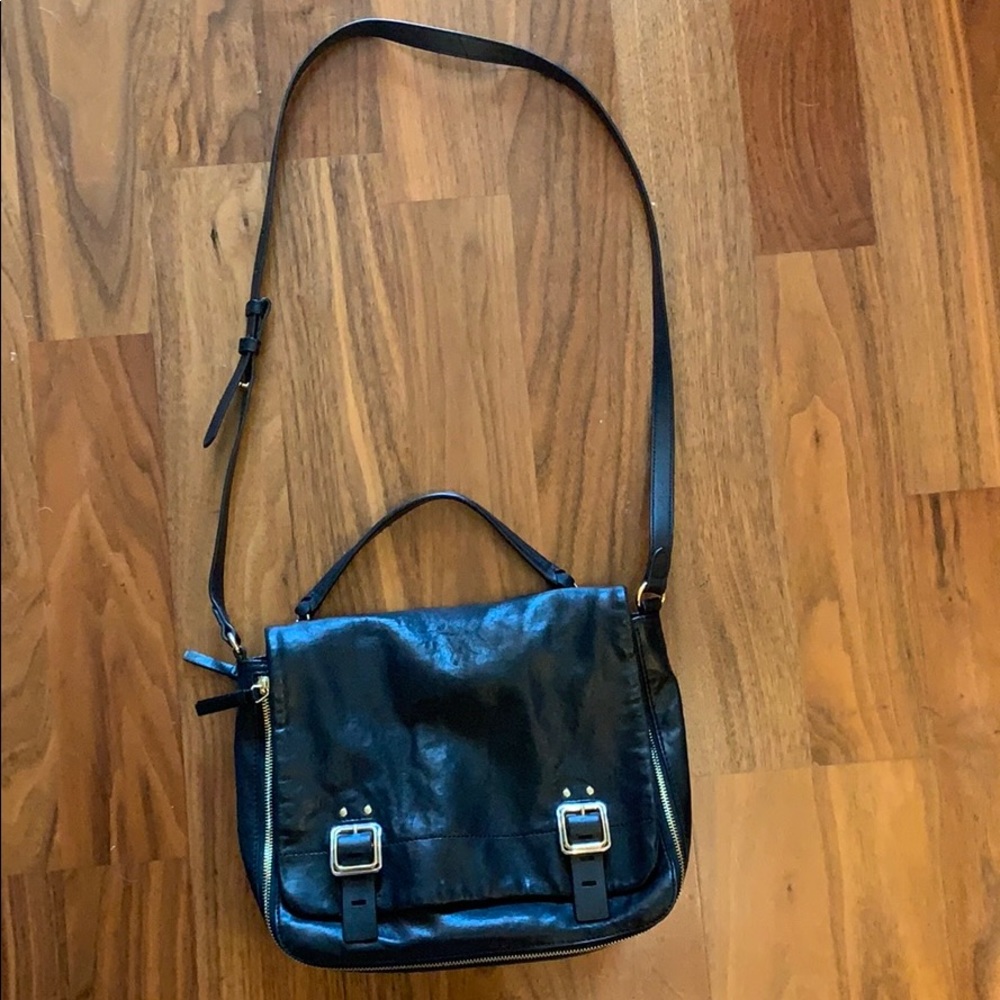 Vince Camuto black leather crossbody
